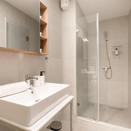 Downtown Residences Vh - Ac, Elevator, Terrace شقة فندقية بودابست