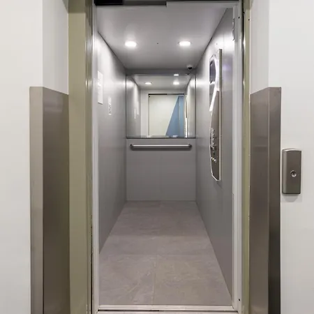 Downtown Residences Vh - Ac, Elevator, Terrace Apartmanhotel