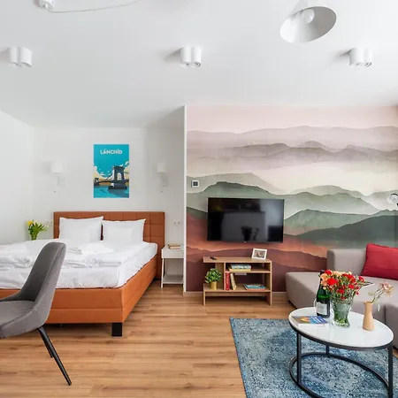 Apartmanhotel Downtown Residences Vh - Ac, Elevator, Terrace 4*