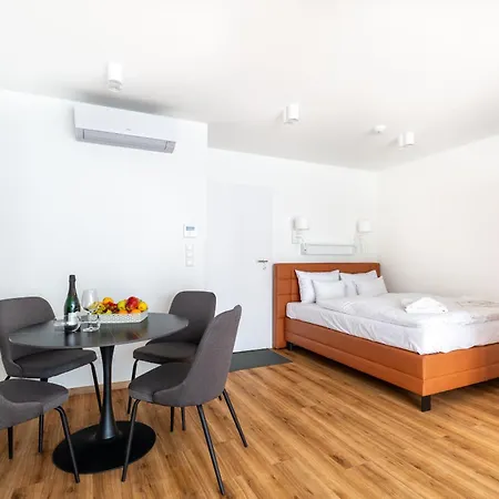 Apartmanhotel Downtown Residences Vh - Ac, Elevator, Terrace Budapest