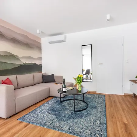 Downtown Residences Vh - Ac, Elevator, Terrace 4*