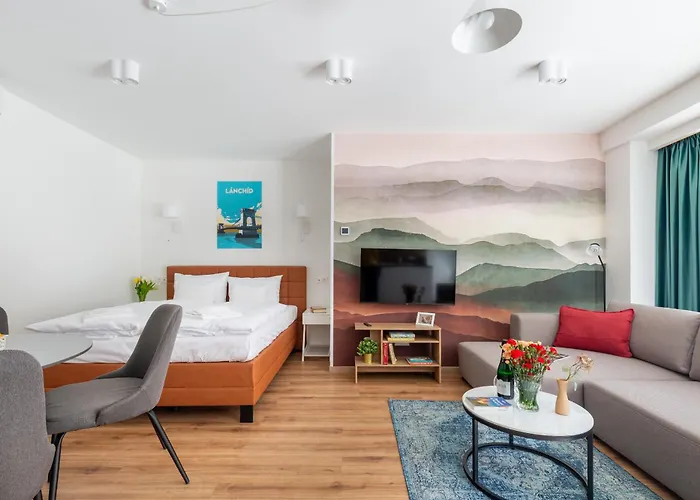 アパートホテル Downtown Residences Vh - Ac, Elevator, Terrace 4*