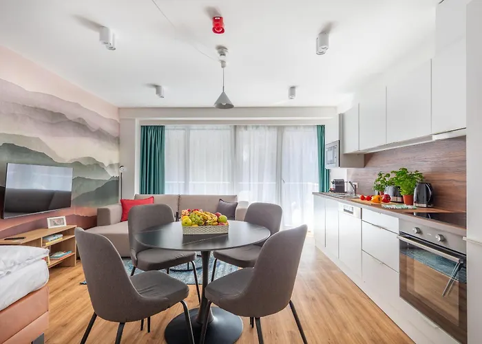 アパートホテル Downtown Residences Vh - Ac, Elevator, Terrace 4*