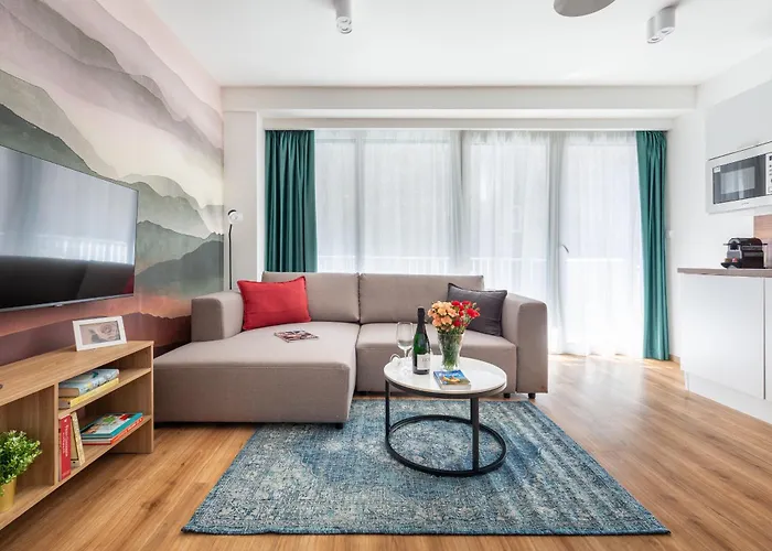 アパートホテル Downtown Residences Vh - Ac, Elevator, Terrace 4*