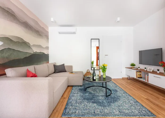 アパートホテル Downtown Residences Vh - Ac, Elevator, Terrace 4*